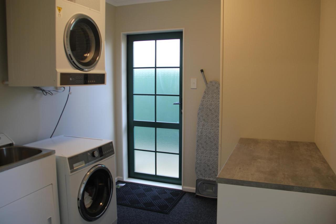 Villa Haven On Carroll Palmerston North Esterno foto